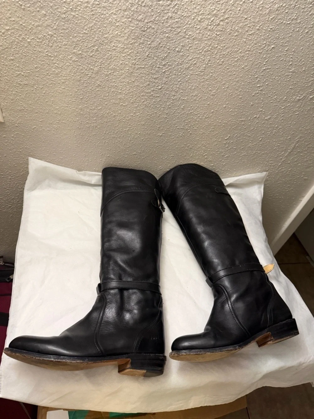 Frye black long Leather women boot, sz 7, pre-owned